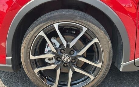 Toyota C-HR I рестайлинг, 2022 год, 1 450 000 рублей, 8 фотография