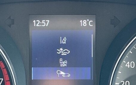 Toyota C-HR I рестайлинг, 2022 год, 1 450 000 рублей, 15 фотография