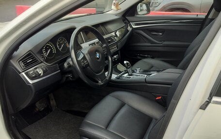 BMW 5 серия, 2015 год, 2 550 000 рублей, 7 фотография