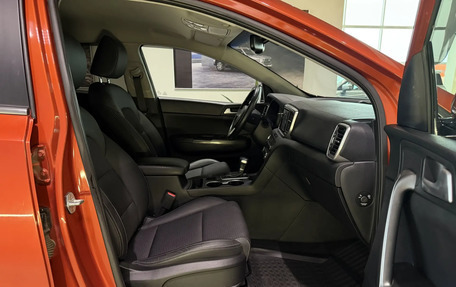 KIA Sportage IV рестайлинг, 2019 год, 2 349 000 рублей, 27 фотография