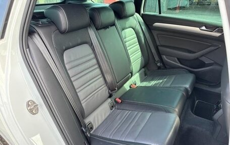Volkswagen Passat B8 рестайлинг, 2016 год, 1 330 000 рублей, 14 фотография