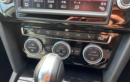 Volkswagen Passat B8 рестайлинг, 2016 год, 1 330 000 рублей, 20 фотография