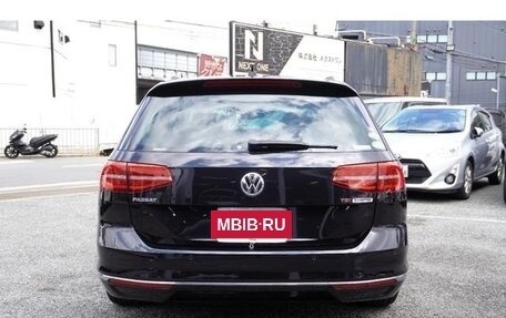 Volkswagen Passat B8 рестайлинг, 2017 год, 1 380 000 рублей, 3 фотография