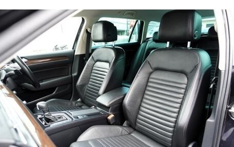 Volkswagen Passat B8 рестайлинг, 2017 год, 1 380 000 рублей, 10 фотография
