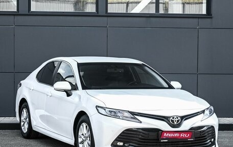 Toyota Camry, 2018 год, 2 284 000 рублей, 1 фотография