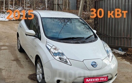 Nissan Leaf I, 2015 год, 610 000 рублей, 1 фотография
