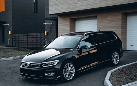 Volkswagen Passat B8 рестайлинг, 2015 год, 1 990 000 рублей, 1 фотография