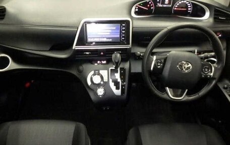 Toyota Sienta II, 2021 год, 1 113 909 рублей, 5 фотография