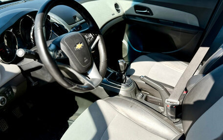 Chevrolet Cruze II, 2013 год, 790 000 рублей, 10 фотография