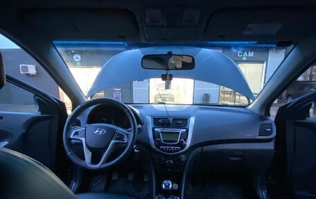 Hyundai Solaris II рестайлинг, 2013 год, 715 000 рублей, 7 фотография