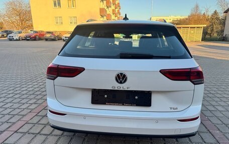 Volkswagen Golf VIII, 2023 год, 2 060 000 рублей, 5 фотография