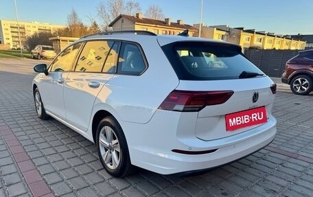 Volkswagen Golf VIII, 2023 год, 2 060 000 рублей, 6 фотография