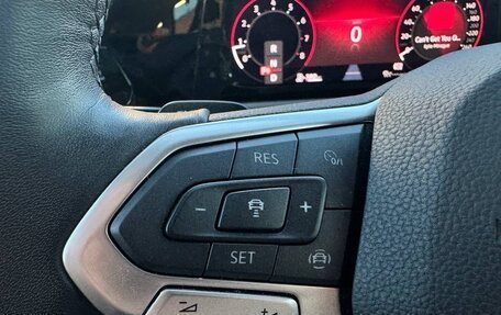 Volkswagen Golf VIII, 2023 год, 2 060 000 рублей, 15 фотография