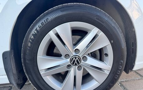 Volkswagen Golf VIII, 2023 год, 2 060 000 рублей, 11 фотография
