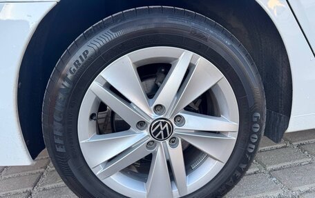 Volkswagen Golf VIII, 2023 год, 2 060 000 рублей, 12 фотография