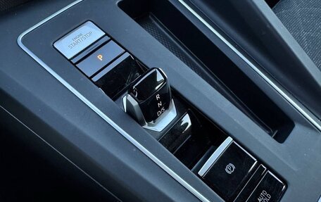 Volkswagen Golf VIII, 2023 год, 2 060 000 рублей, 21 фотография