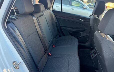 Volkswagen Golf VIII, 2023 год, 2 060 000 рублей, 36 фотография