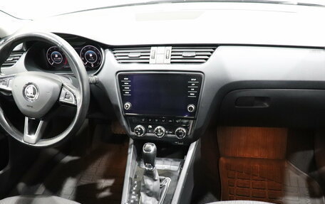 Skoda Octavia, 2018 год, 1 875 000 рублей, 14 фотография