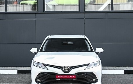 Toyota Camry, 2018 год, 2 284 000 рублей, 3 фотография