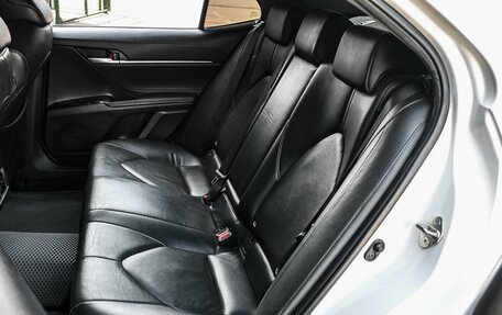 Toyota Camry, 2018 год, 2 284 000 рублей, 9 фотография