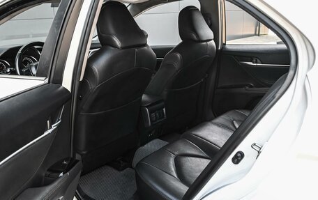 Toyota Camry, 2018 год, 2 284 000 рублей, 11 фотография