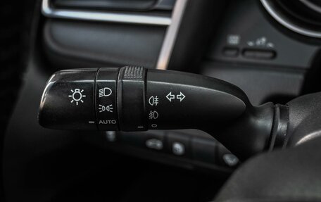 Toyota Camry, 2018 год, 2 284 000 рублей, 17 фотография