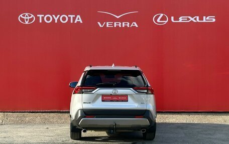 Toyota RAV4, 2021 год, 3 150 000 рублей, 5 фотография