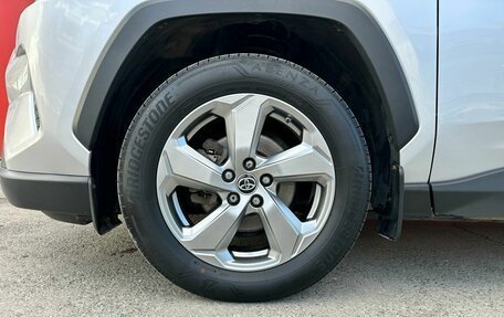 Toyota RAV4, 2021 год, 3 150 000 рублей, 6 фотография