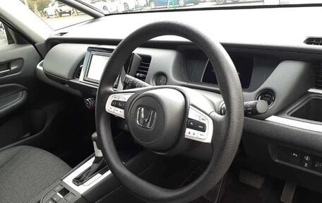 Honda Fit, 2022 год, 700 003 рублей, 7 фотография