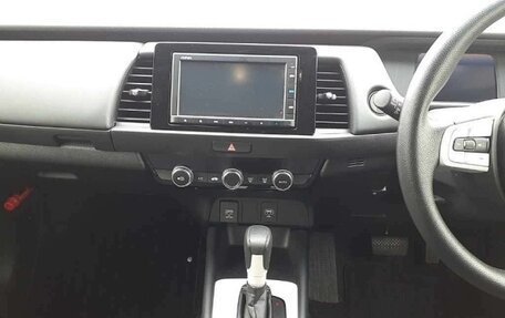 Honda Fit, 2022 год, 700 003 рублей, 9 фотография
