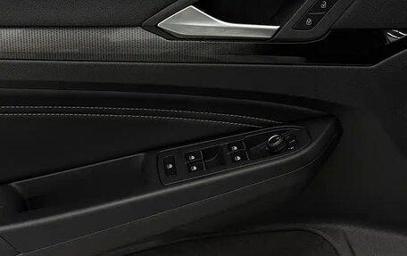 Volkswagen Golf VIII, 2023 год, 1 880 000 рублей, 8 фотография