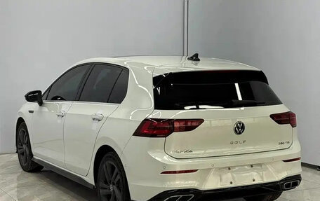 Volkswagen Golf VIII, 2023 год, 1 880 000 рублей, 6 фотография