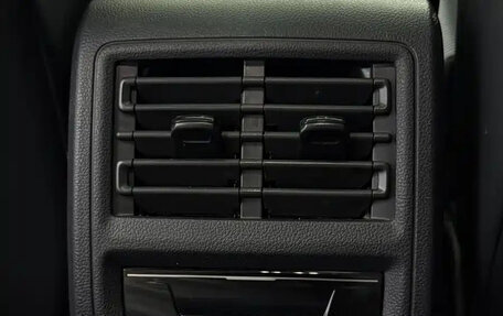 Volkswagen Golf VIII, 2023 год, 1 880 000 рублей, 17 фотография