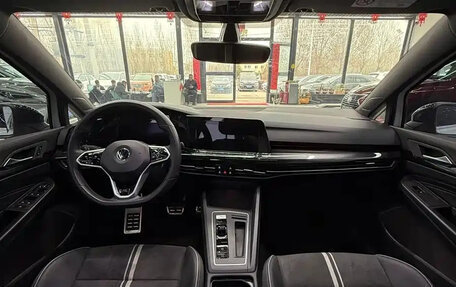 Volkswagen Golf VIII, 2023 год, 1 880 000 рублей, 14 фотография