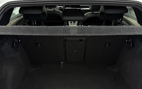Volkswagen Golf VIII, 2023 год, 1 880 000 рублей, 19 фотография