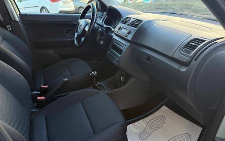 Skoda Fabia II, 2011 год, 500 000 рублей, 11 фотография