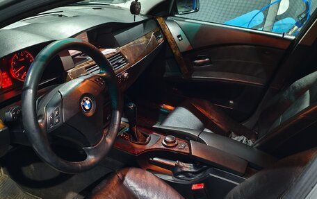 BMW 5 серия, 2006 год, 950 000 рублей, 11 фотография