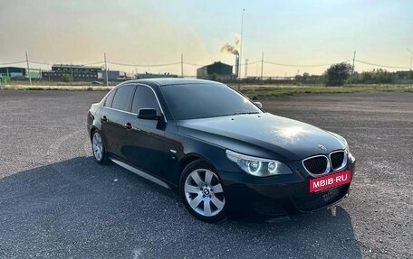 BMW 5 серия, 2004 год, 850 000 рублей, 2 фотография