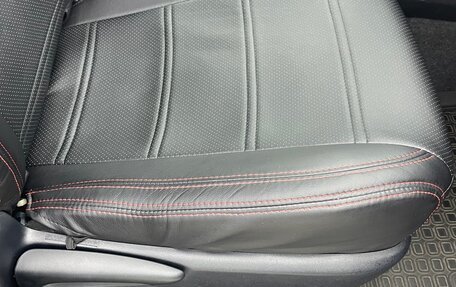 Toyota RAV4, 2017 год, 2 890 000 рублей, 14 фотография