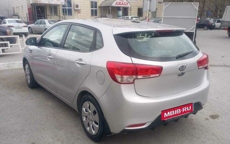 KIA Rio III рестайлинг, 2017 год, 699 000 рублей, 3 фотография