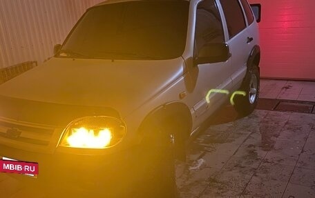 Chevrolet Niva I рестайлинг, 2003 год, 470 000 рублей, 4 фотография