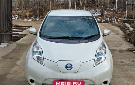 Nissan Leaf I, 2015 год, 610 000 рублей, 4 фотография