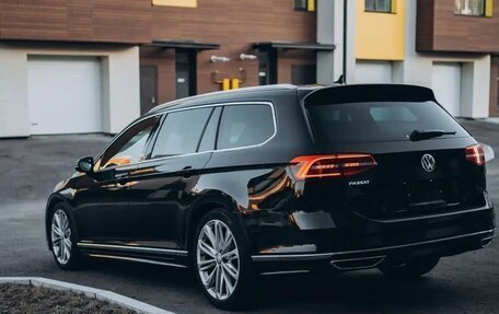 Volkswagen Passat B8 рестайлинг, 2015 год, 1 990 000 рублей, 6 фотография