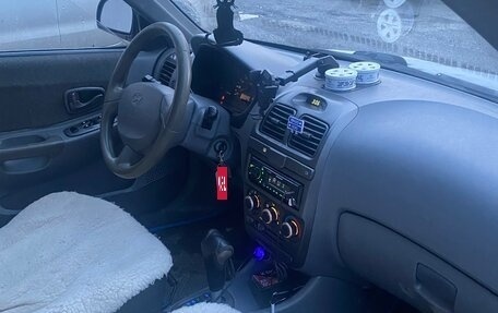 Hyundai Accent II, 2004 год, 290 000 рублей, 1 фотография