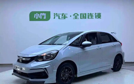 Honda Fit, 2022 год, 1 400 000 рублей, 1 фотография