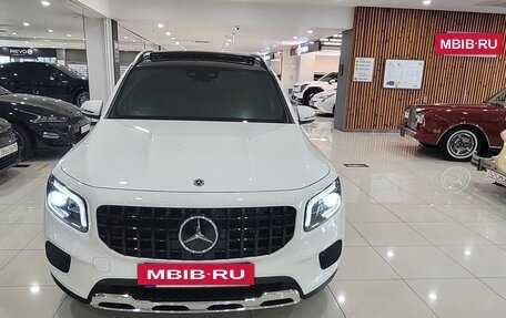 Mercedes-Benz GLB, 2022 год, 3 530 000 рублей, 2 фотография