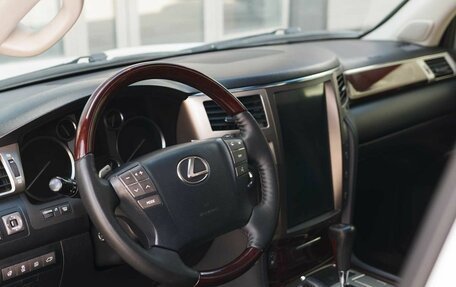 Lexus LX III, 2013 год, 5 000 000 рублей, 11 фотография
