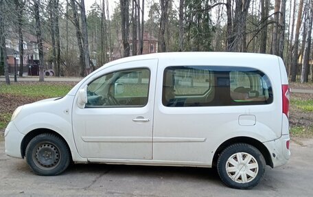 Renault Kangoo II рестайлинг, 2009 год, 500 000 рублей, 8 фотография