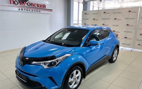 Toyota C-HR I рестайлинг, 2019 год, 2 180 000 рублей, 2 фотография