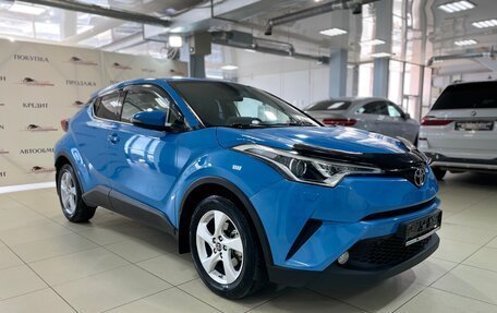 Toyota C-HR I рестайлинг, 2019 год, 2 180 000 рублей, 4 фотография